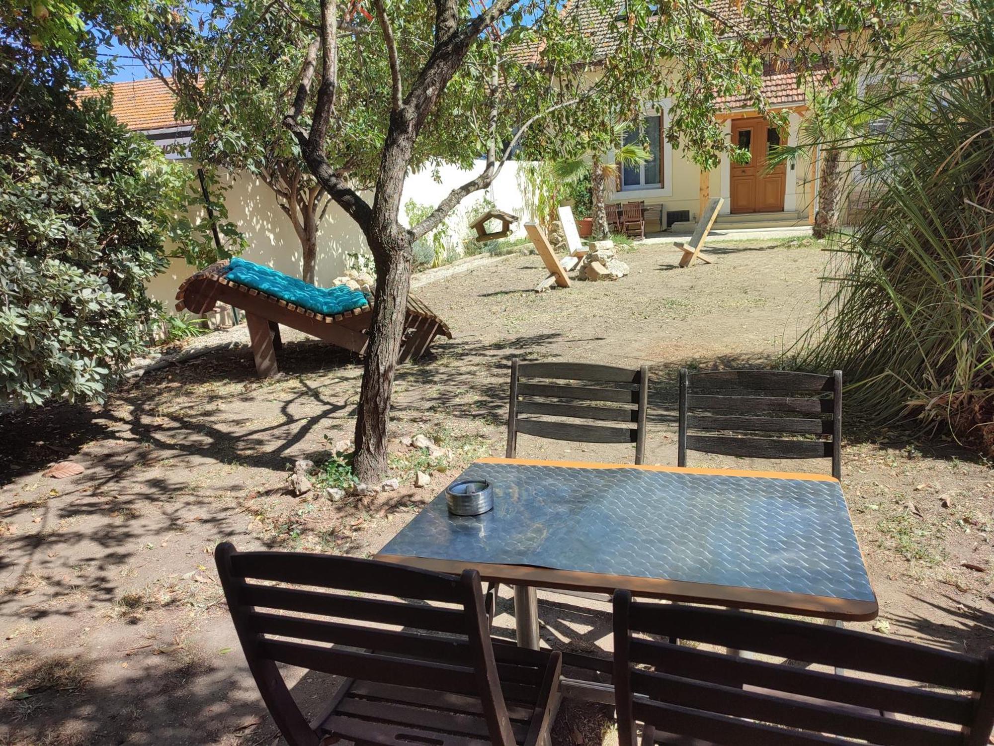 Jardin De Coubertin Apartment Beziers Exterior photo